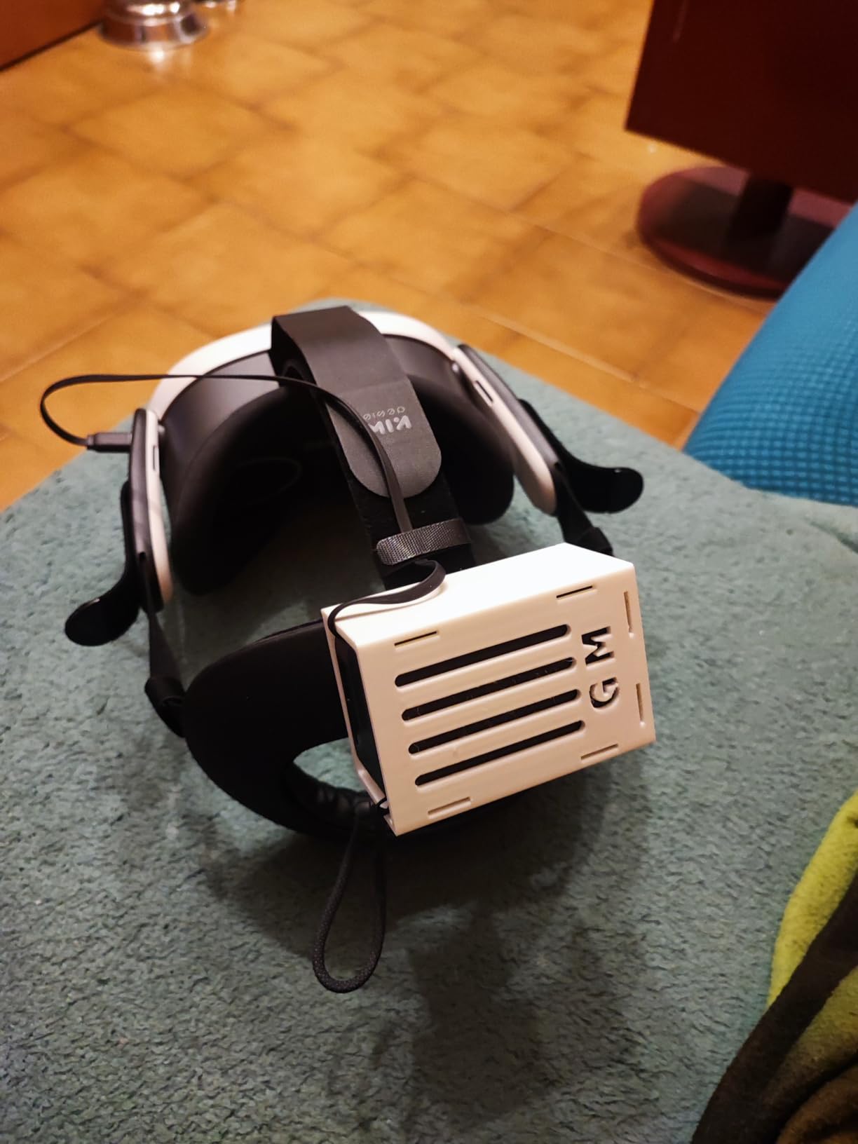Zufrieden, aber das Kabel