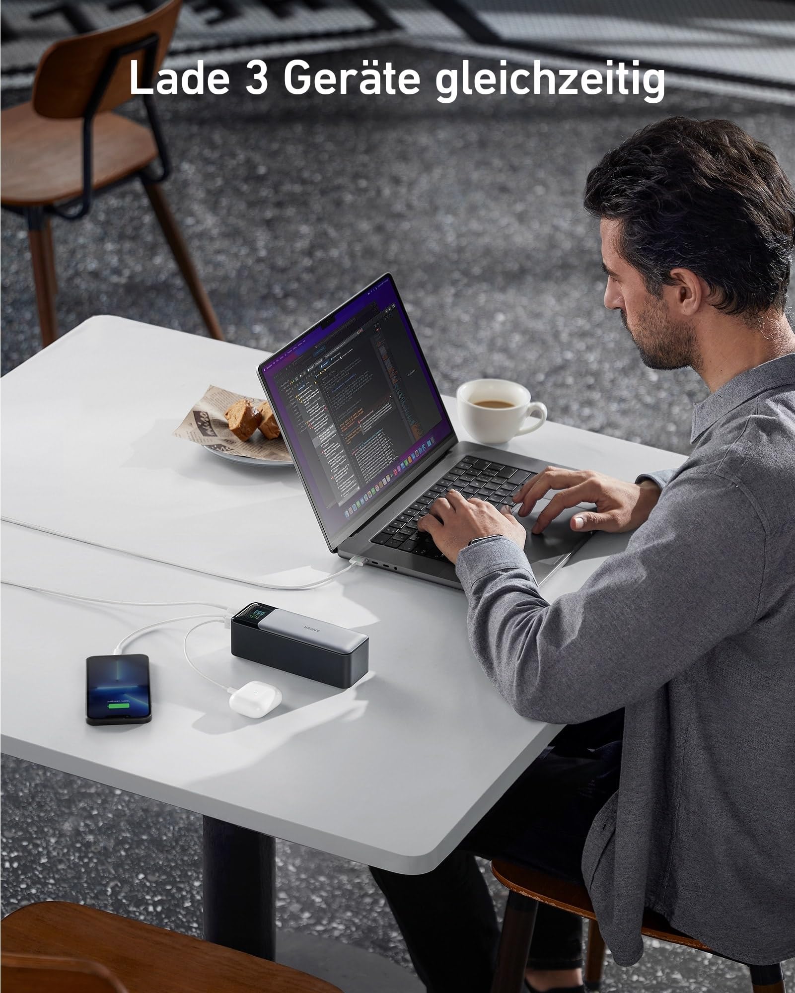 anker-737-power-bank-powercore-24k-140w-24000mah-display image 5