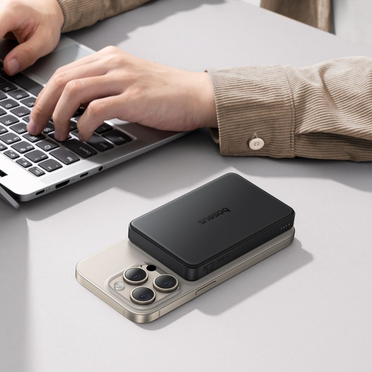 baseus-qi2-magsafe-powerbank-22-5-w-10-000-mah image 5